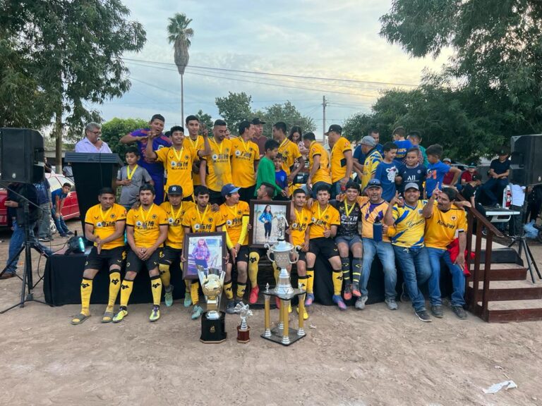 Emocionante y emotiva ceremonia de premiación de la Liga de futbol Municipal de San Ignacio Río Muerto, donde se premió a lo más destacado del torneo de clausura 2022.